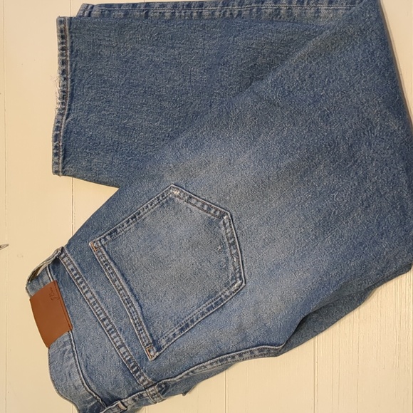 J CREW | Midrise Classic Straight Jeans - Picture 3 of 4